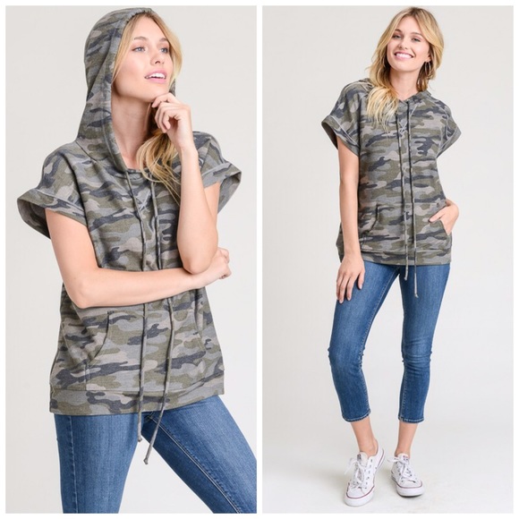 LAST 2!! 💕French Terry Camo Cap Sleeve Hoodie💕😊 - Picture 3 of 4